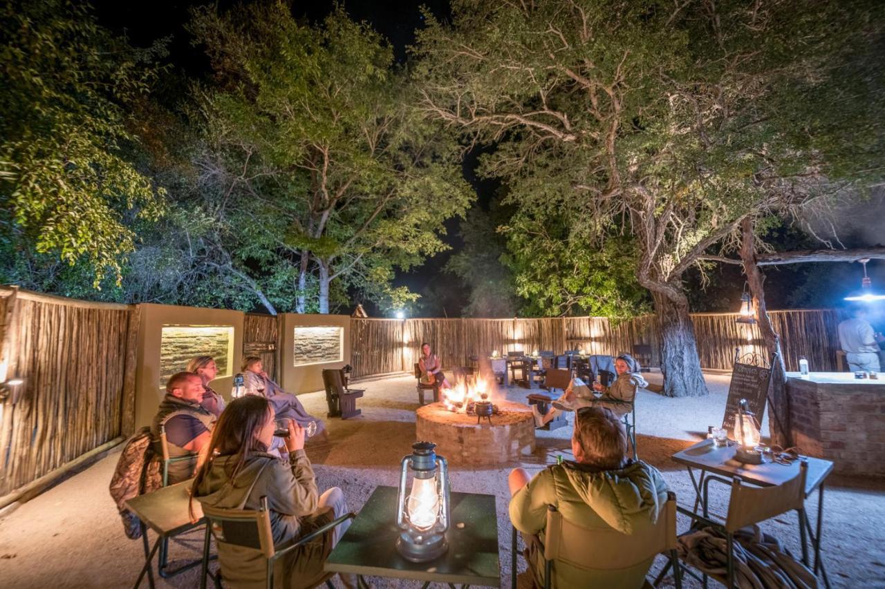 Umkumbe Bush Lodge - Luxury Tented Camp 萨比沙禁猎区 外观 照片